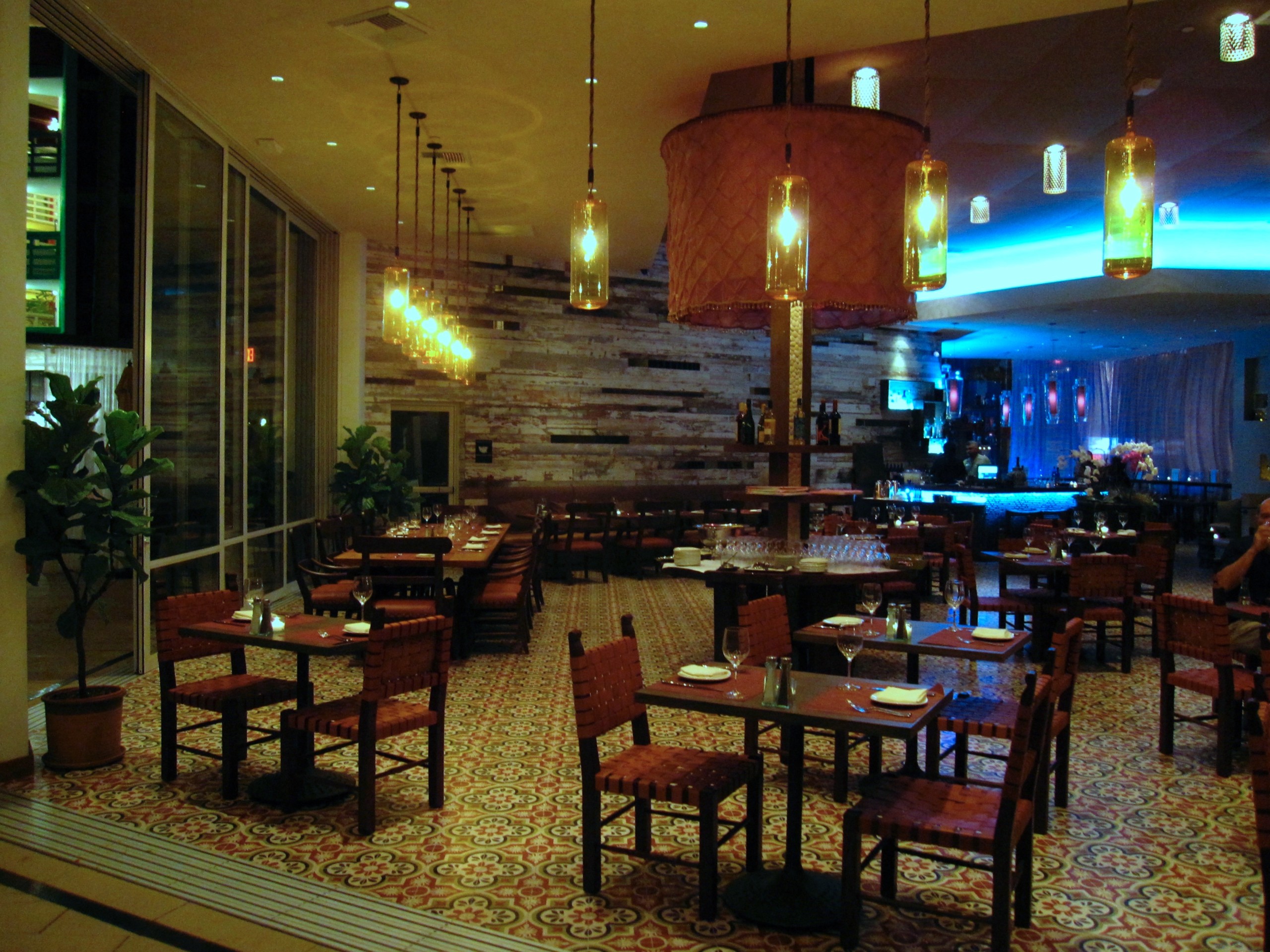 Restaurant Long Beach