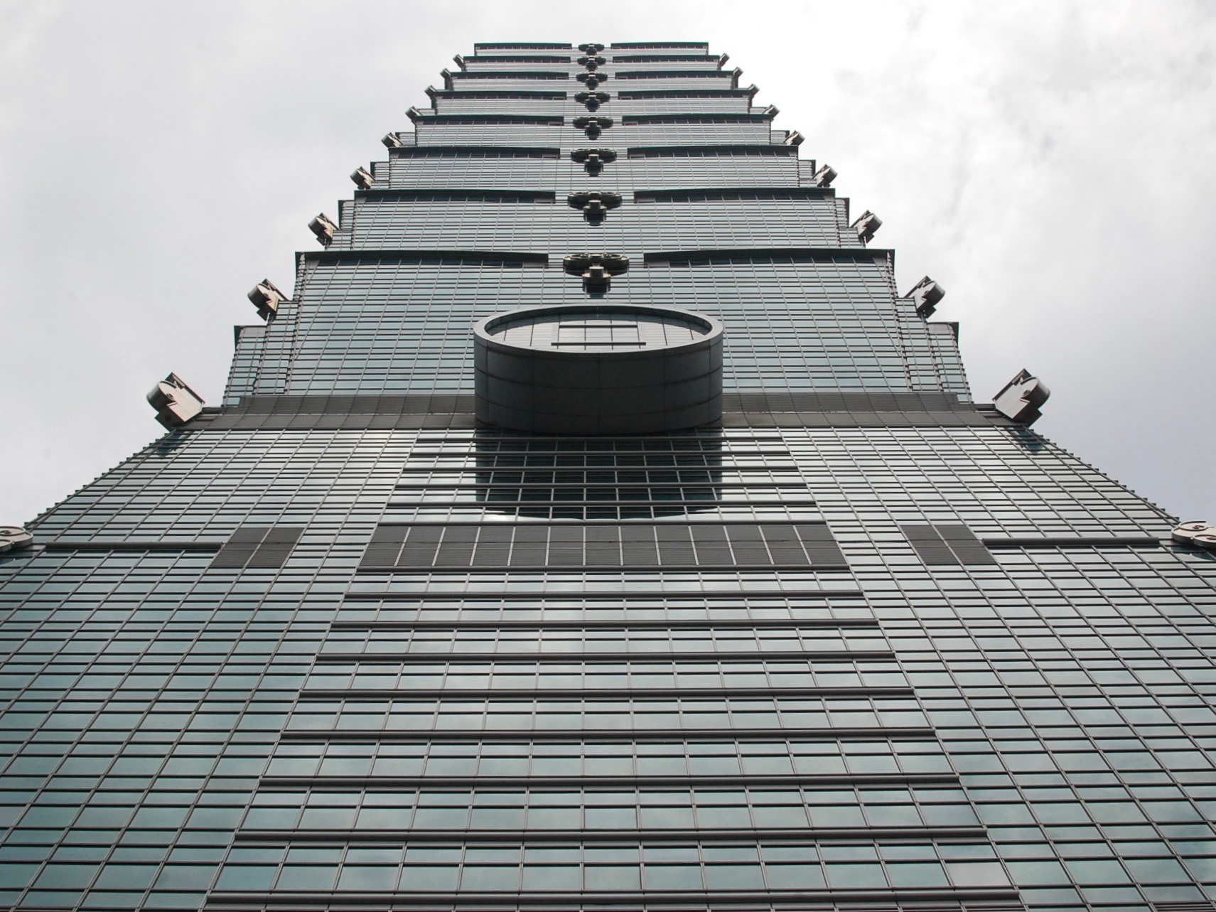 Building Taipei