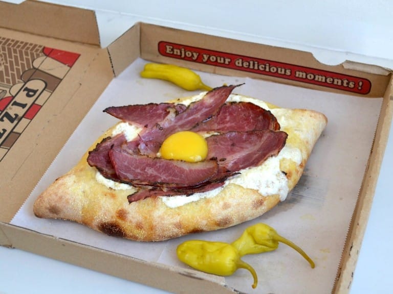 Khachapuri Los Angeles